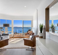 Breakwater Apartment 403 - Palm Beach Accommodation