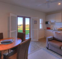 Bridle Guesthouse - Palm Beach Accommodation