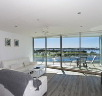 Brighton Shores - Palm Beach Accommodation