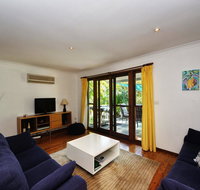 Brilliant Location - Palm Beach Accommodation