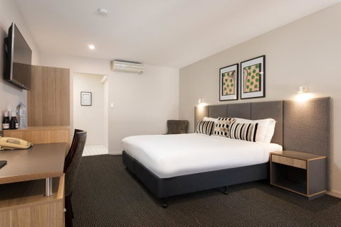 Brisbane International Virginia - Palm Beach Accommodation 1