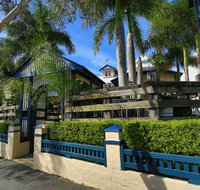 Brisbane Manor - Palm Beach Accommodation