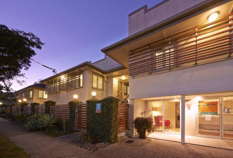 Brisbane Street Studios - Palm Beach Accommodation 0