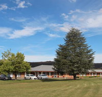 Bushman's Motor Inn - Palm Beach Accommodation