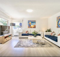 By The Beach - Palm Beach Accommodation