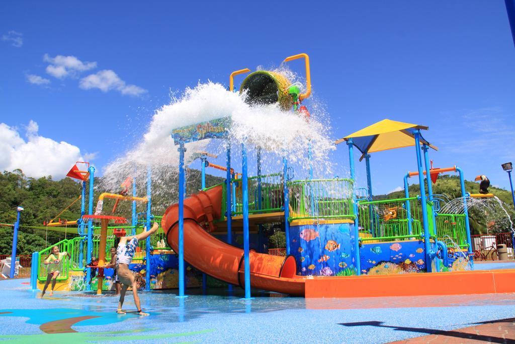 Woree QLD Palm Beach Accommodation