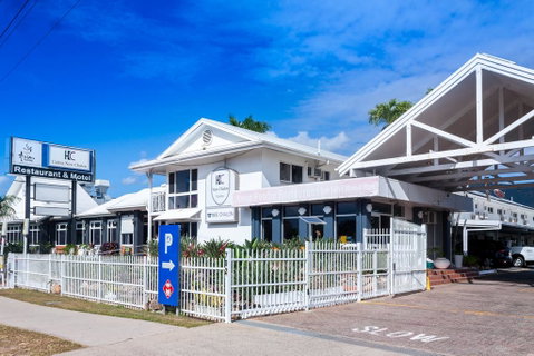 Cairns New Chalon - Palm Beach Accommodation 1
