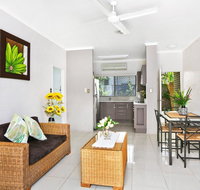 Cairns Reef Retreat - Palm Beach Accommodation