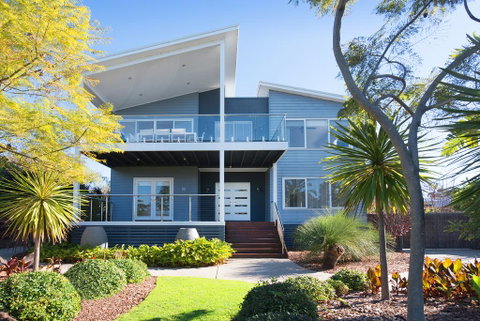CASA AZZURRA - Palm Beach Accommodation 0