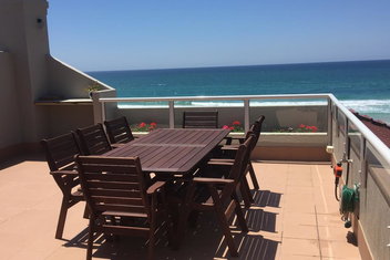 Casablanca Palms with Palm Beach Accommodation