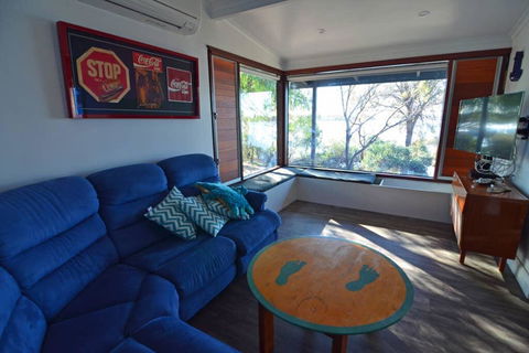 CDC-625 Beach House - Palm Beach Accommodation 2