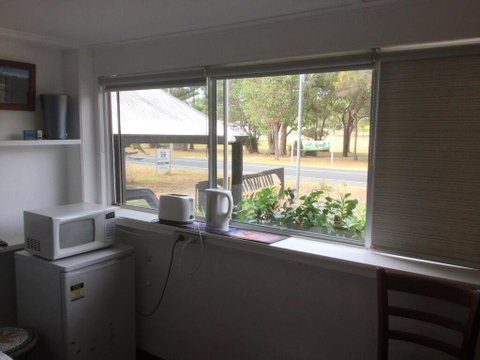 Character 1940s Property - Palm Beach Accommodation 2