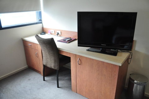 City Park Hotel - Palm Beach Accommodation 3