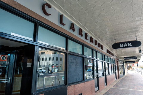 Clarendon Hotel - Palm Beach Accommodation 1