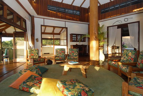 Cloud 9 - Palm Beach Accommodation 3