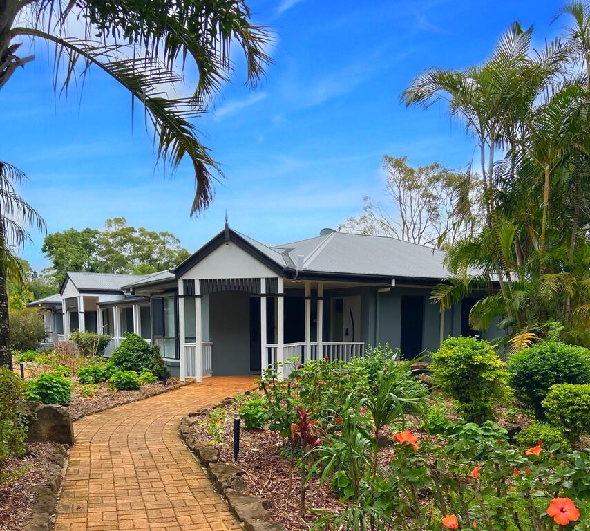 Mapleton QLD Palm Beach Accommodation