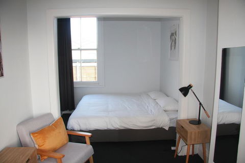 College Lawn Hotel - Palm Beach Accommodation 3
