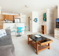 Comfy Coogee 1 Bedroom Hideaway - Palm Beach Accommodation