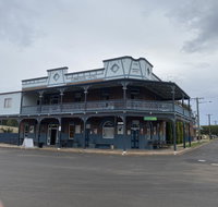 Commercial Hotel Curlewis - Palm Beach Accommodation