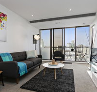 Complete Host Epic Apartments - Palm Beach Accommodation