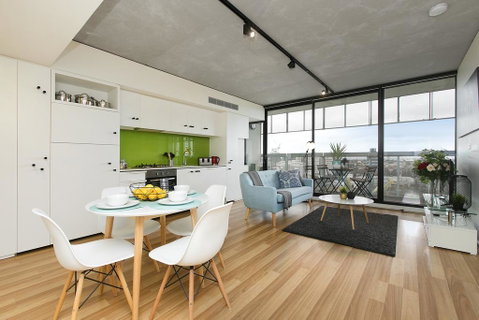 Complete Host Guild Apartments - Palm Beach Accommodation 0