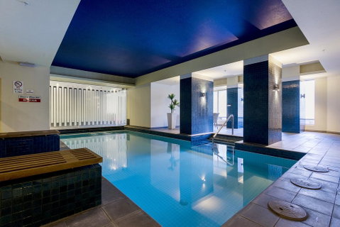 Complete Host Southpoint Apartments - Palm Beach Accommodation 3