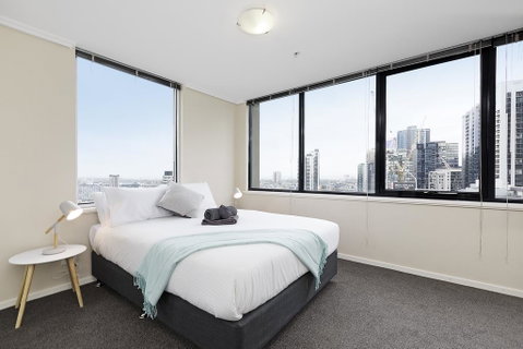 Complete Host Southpoint Apartments - Palm Beach Accommodation 2