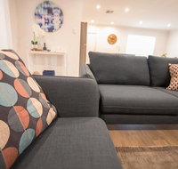 Contemporary Esprit with river reserve access - Palm Beach Accommodation
