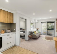 cool quiet modern secure walking distance to Perth and landmarks - Palm Beach Accommodation