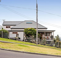 Corner Cottage - Palm Beach Accommodation