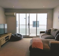 Cosy Modern Apartment in Brunswick - Palm Beach Accommodation