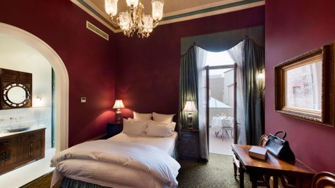 Craig's Royal Hotel - Palm Beach Accommodation 2