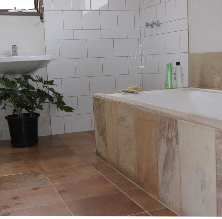 Majorca VIC Palm Beach Accommodation