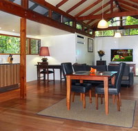 Crystal Creek Rainforest Retreat - Palm Beach Accommodation