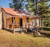 Currango Cottages - Palm Beach Accommodation