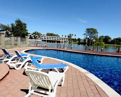 Cypress Drive Apartment - Palm Beach Accommodation 3