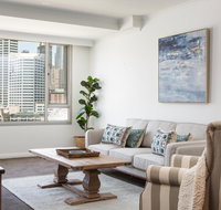 Darling Harbour Apartment with Parking Views Pool - Palm Beach Accommodation