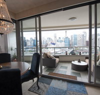 Darling Harbour Getaway - Palm Beach Accommodation