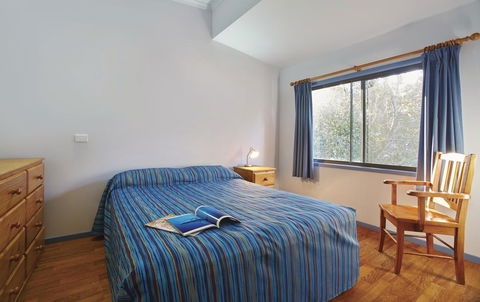 Depot Beach Cabins - Palm Beach Accommodation 3