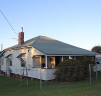 Dillons Cottage - Palm Beach Accommodation