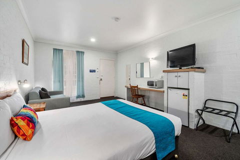 Econo Lodge Border Gateway Wodonga - Palm Beach Accommodation 0