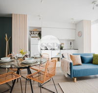 Elegant 2BR Abode within Melbourne CBD FREE WIFI - Palm Beach Accommodation