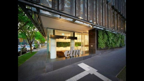 Elm Apartment - Palm Beach Accommodation 2