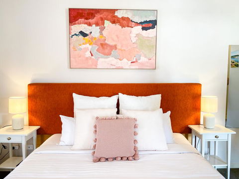 EM Apartment - Palm Beach Accommodation 0