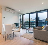 EQ Tower Luxury 1 Bedroom Central Melbourne - Palm Beach Accommodation