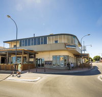 Esplanade Hotel Adelaide - Palm Beach Accommodation