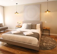 EVOLVE Near Adelaide CBD - Netflix / Wine / Lock up Garage - Palm Beach Accommodation