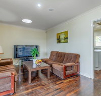 Exclusive Handy Holiday House - Palm Beach Accommodation