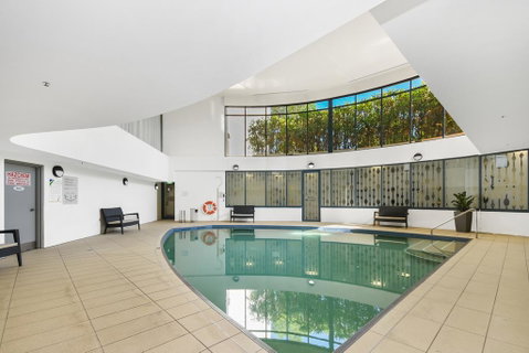 FAVOURITE GET-AWAY ON THE BEACHFRONT - Palm Beach Accommodation 2