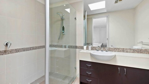 FLORENCE HOUSE Sundrenched Luxury With Pool & Deck - Palm Beach Accommodation 2